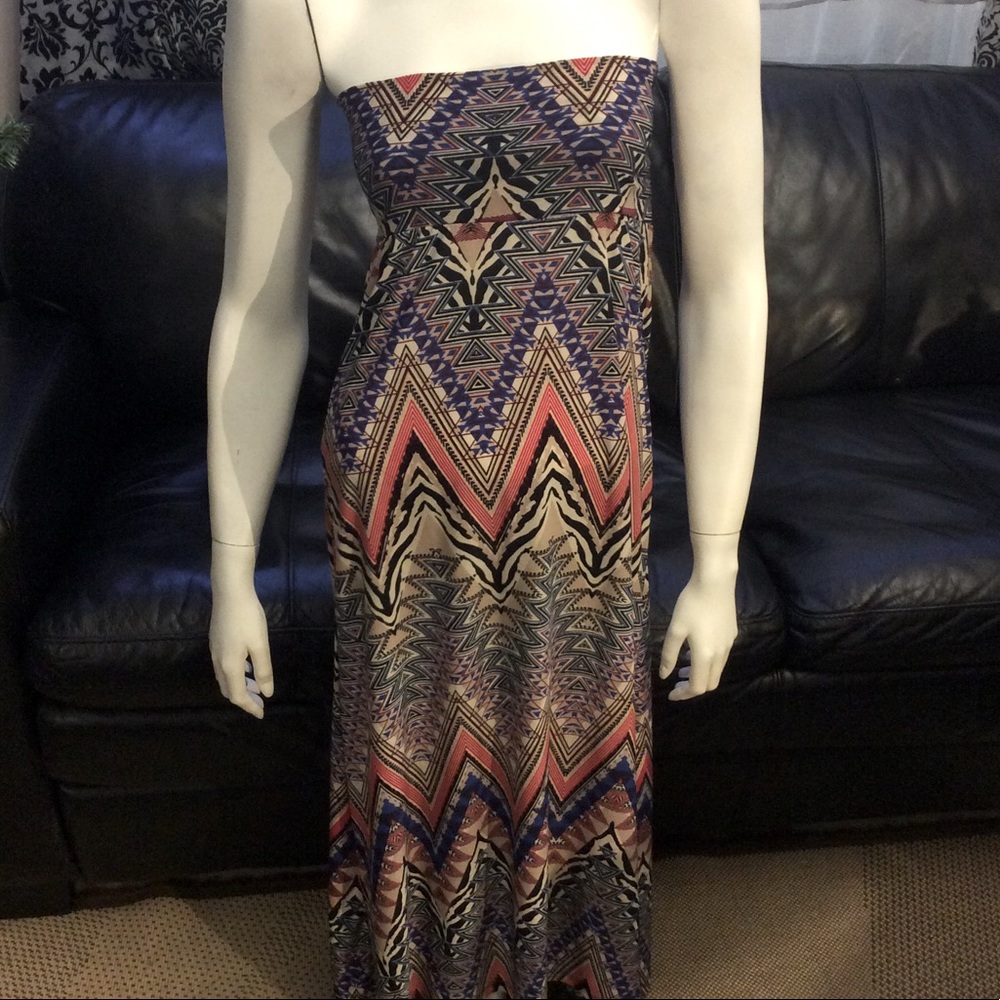 Versatile Azules strapless midi dress/maxi skirt